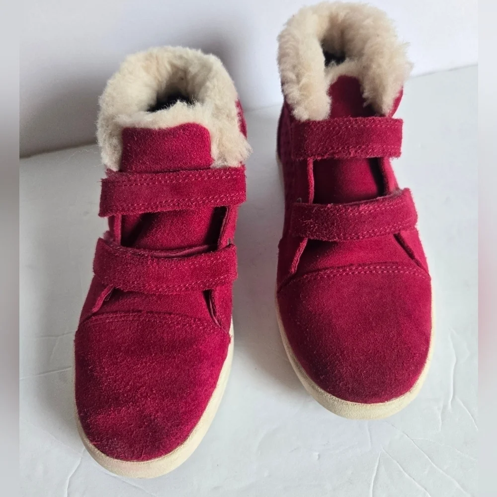 UGG Kids, Hot Pink Suede Boots with Faux Fur Lining.Size 12